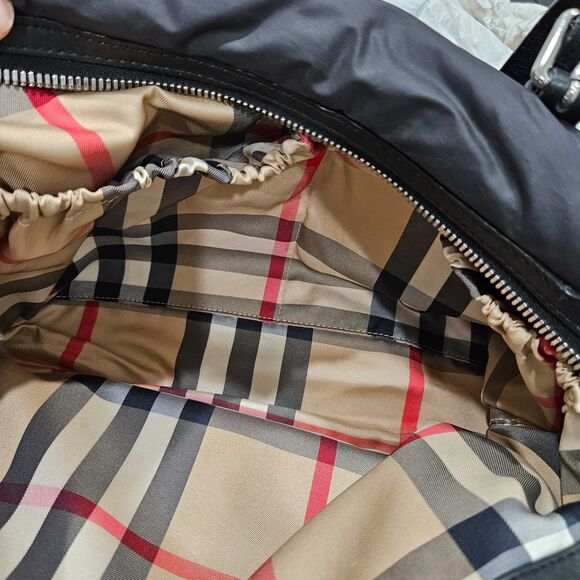 BURBERRY Abbey Quilted Black Nylon Diaper Tote Bag Leather Trim Crossbody Luxury - Picture 15 of 16